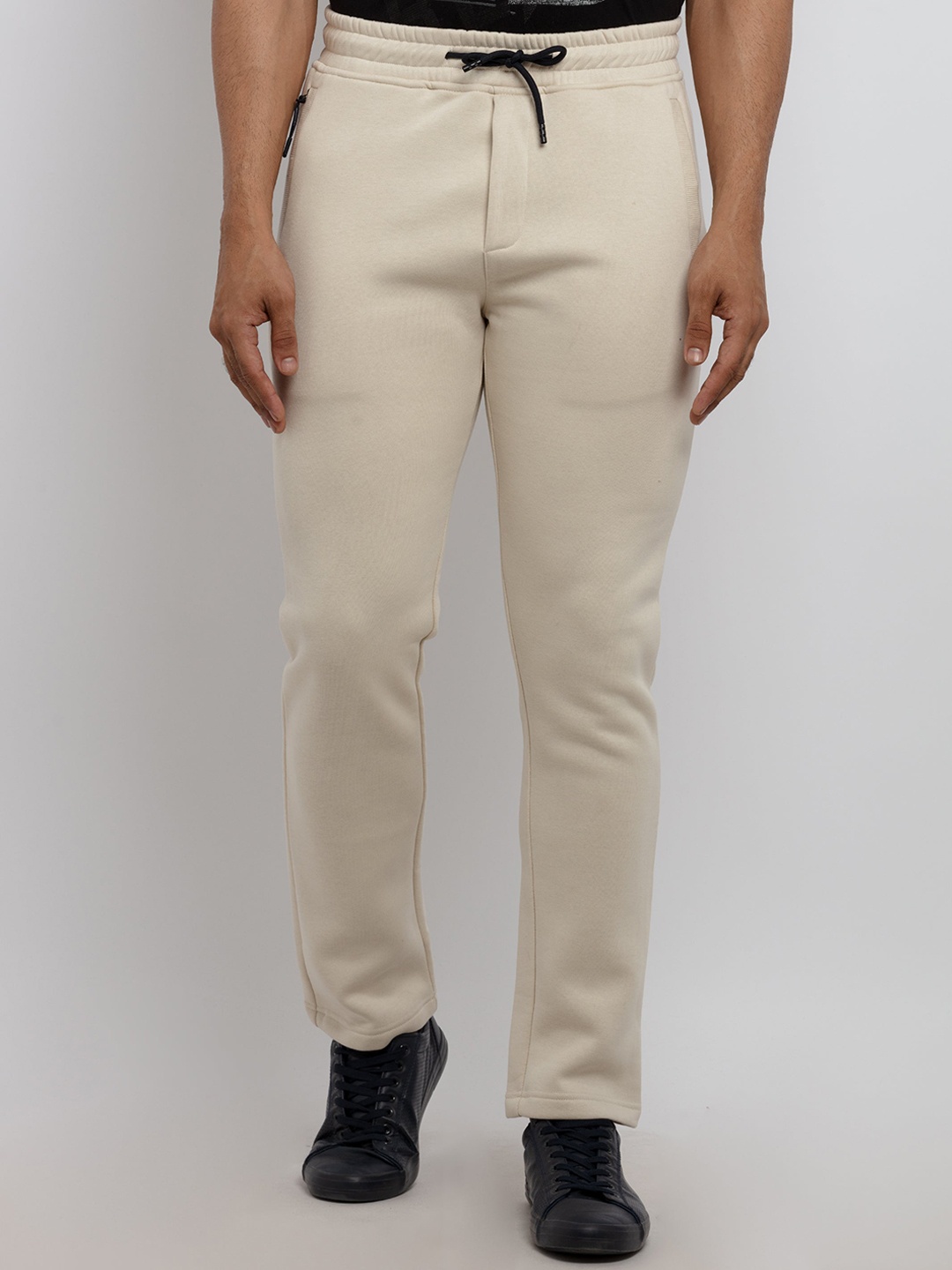 

Status Quo Men Beige Solid Track Pants