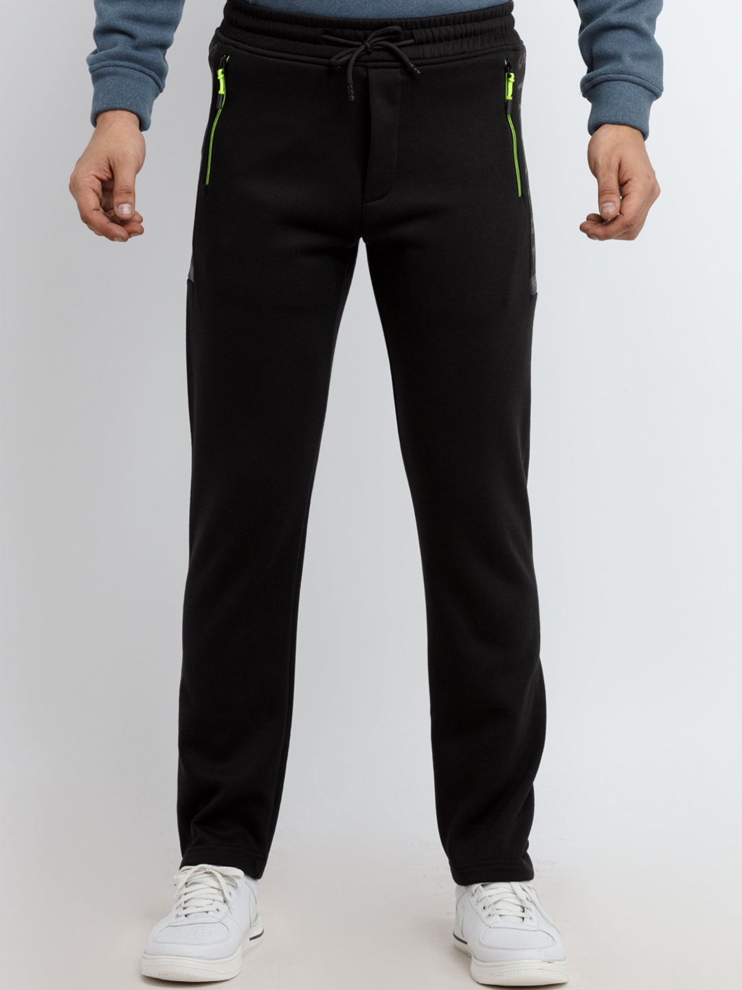

Status Quo Men Regular Fit Solid Track Pant, Black