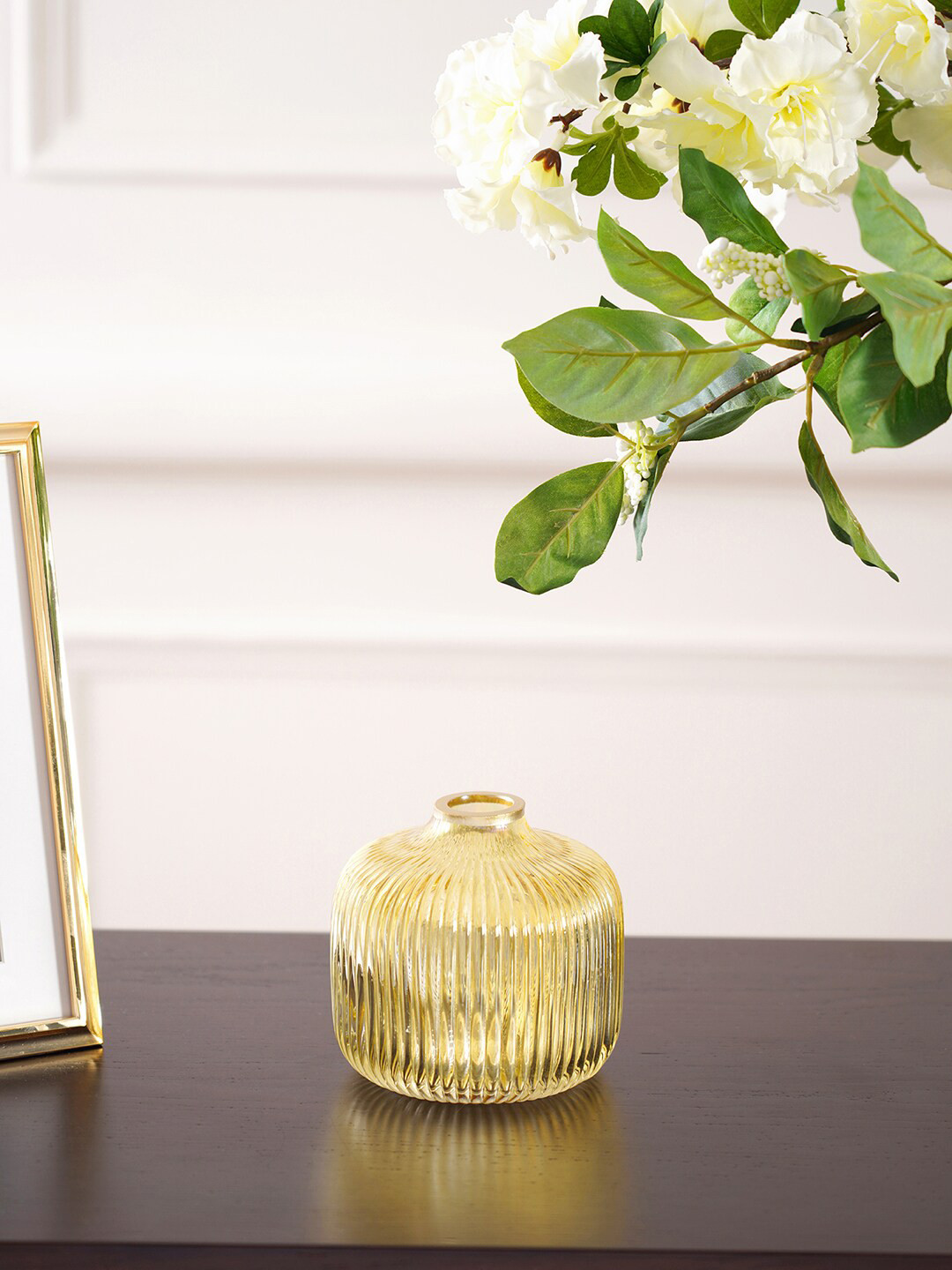 

Pure Home and Living Solid Glass Vases, Gold