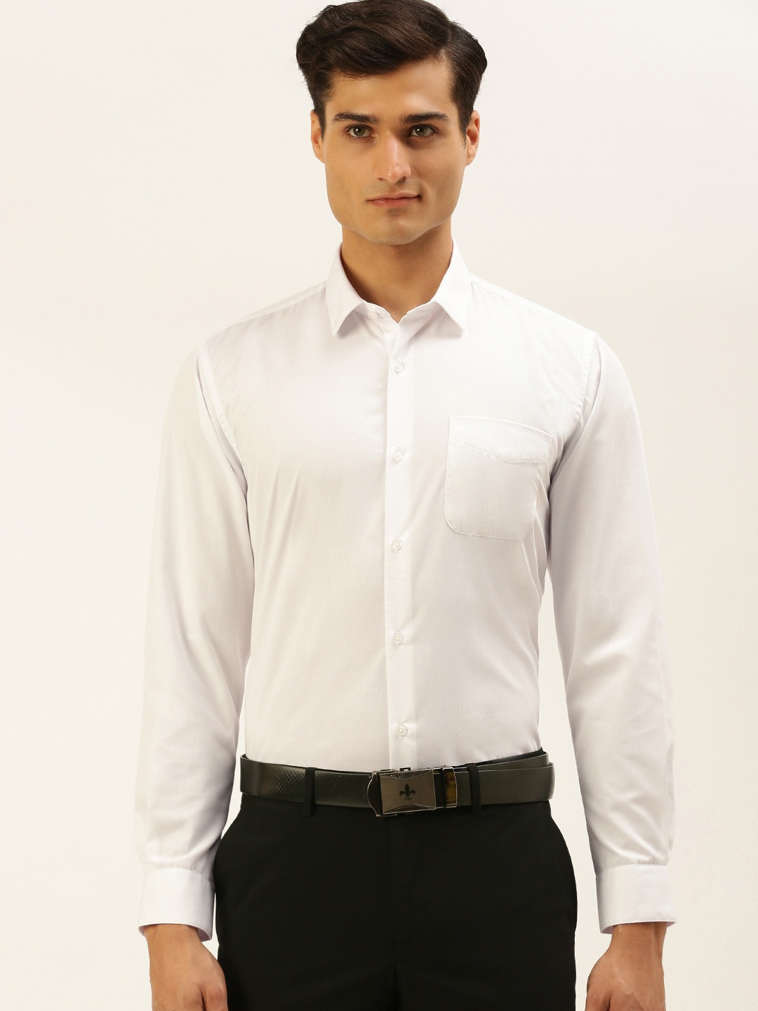

Peter England Men White Nuvo Regular Fit Solid Opaque Formal Shirt With Chest Pocket