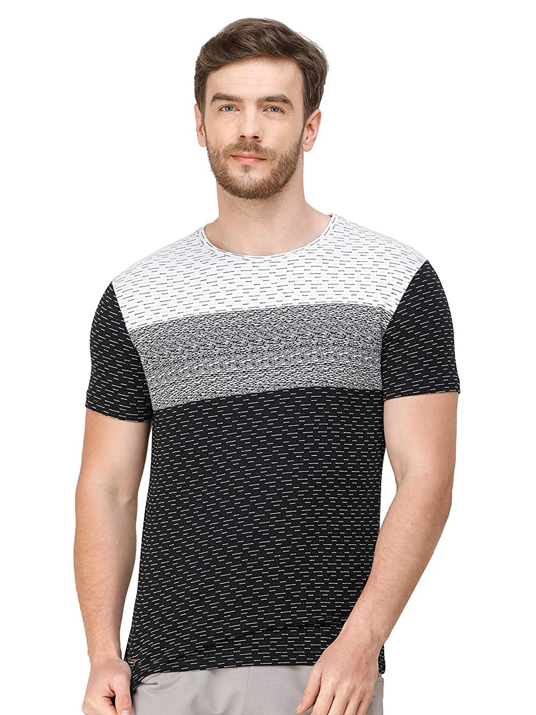 

COLVYNHARRIS JEANS Men Black Colourblocked Slim Fit T-shirt