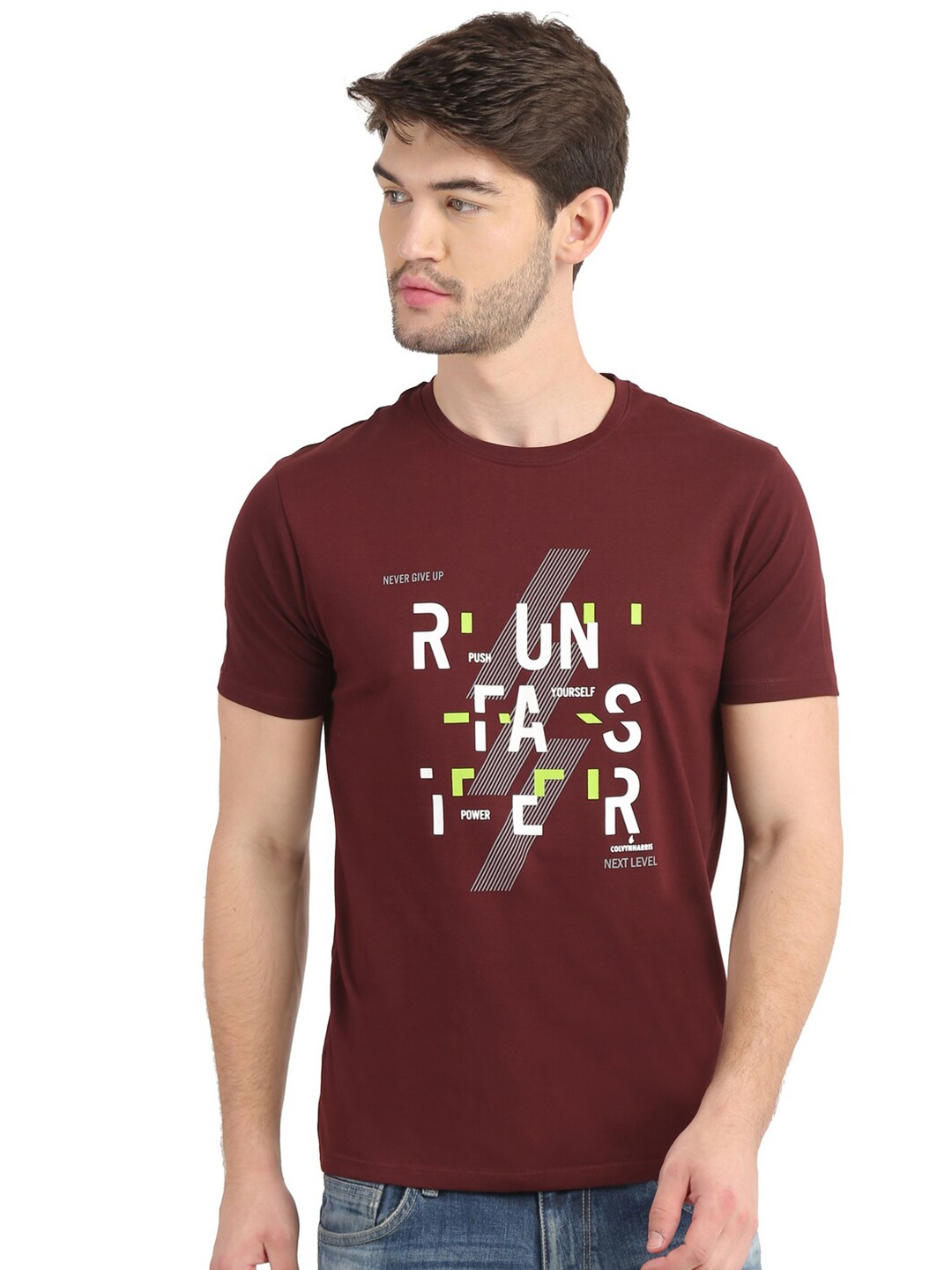 

COLVYNHARRIS JEANS Men Maroon Printed Applique Slim Fit T-shirt