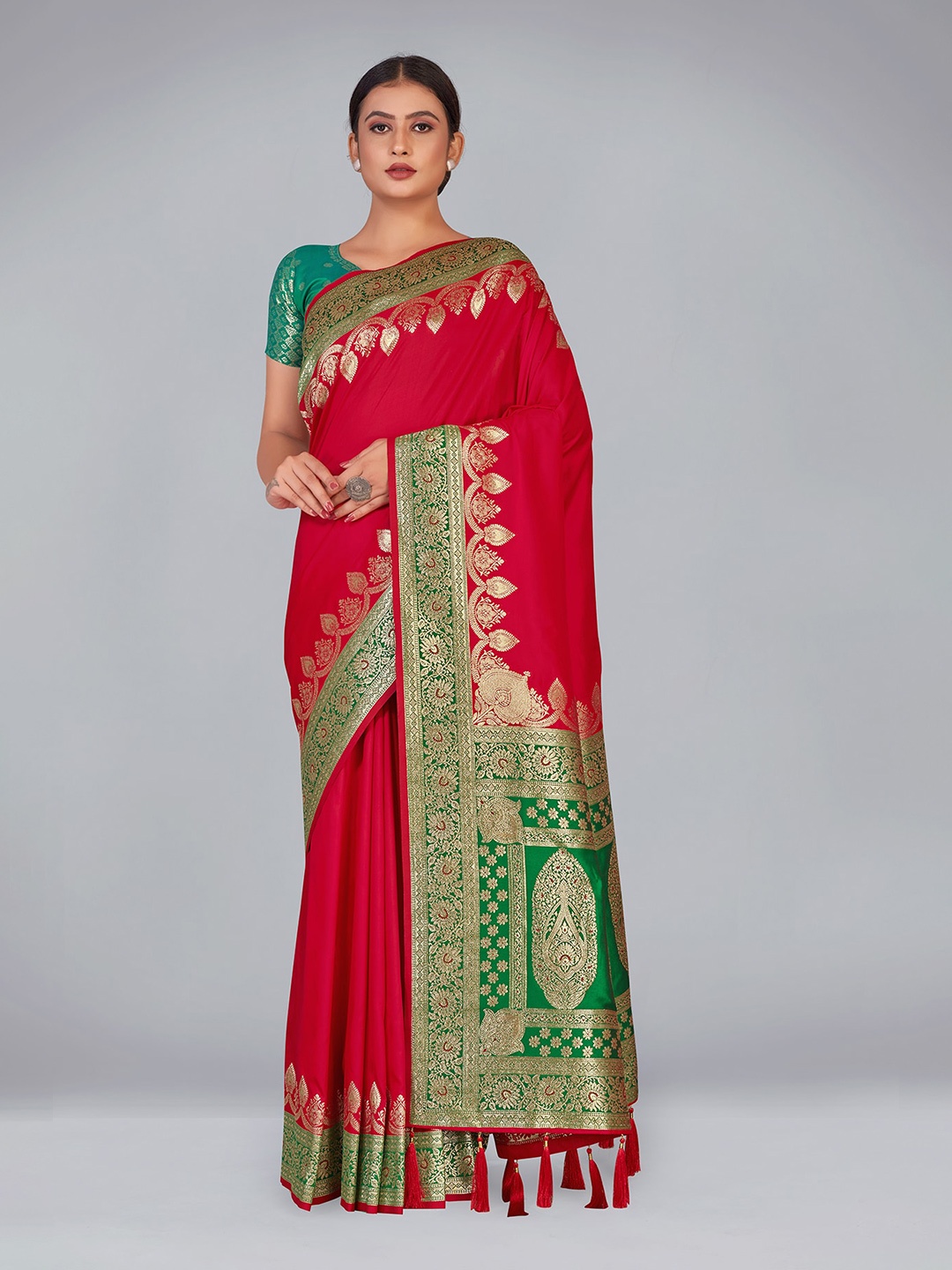 

MONJOLIKA FASHION Red & Green Woven Design Zari Silk Blend Banarasi Saree