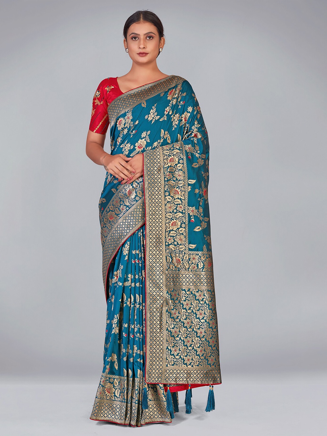 

Monjolika Fashion Ethnic Motifs Zari Silk Blend Heavy Work Banarasi Saree, Turquoise blue