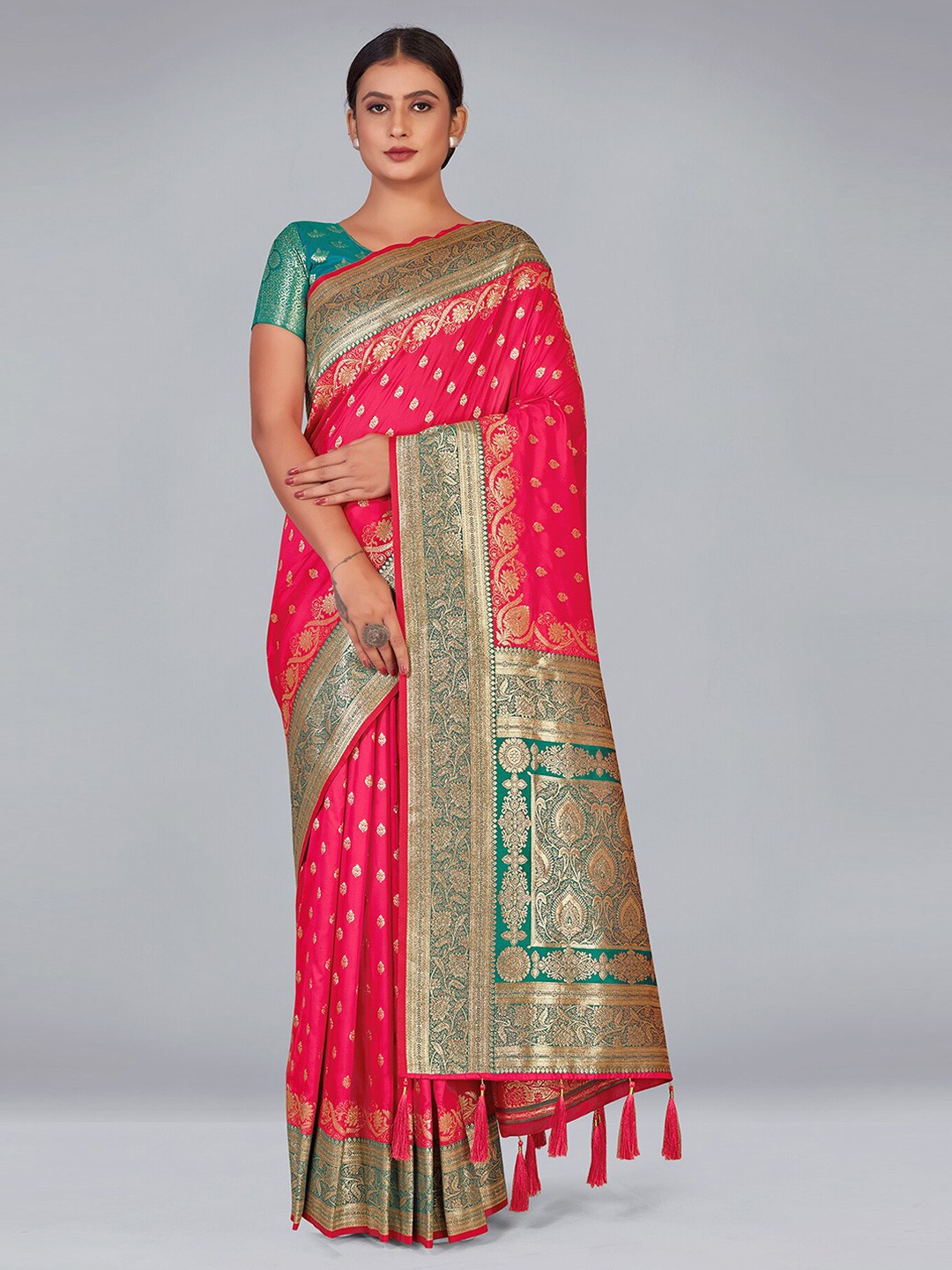 

MONJOLIKA FASHION Woven Design Zari Silk Blend Heavy Work Banarasi Saree, Pink