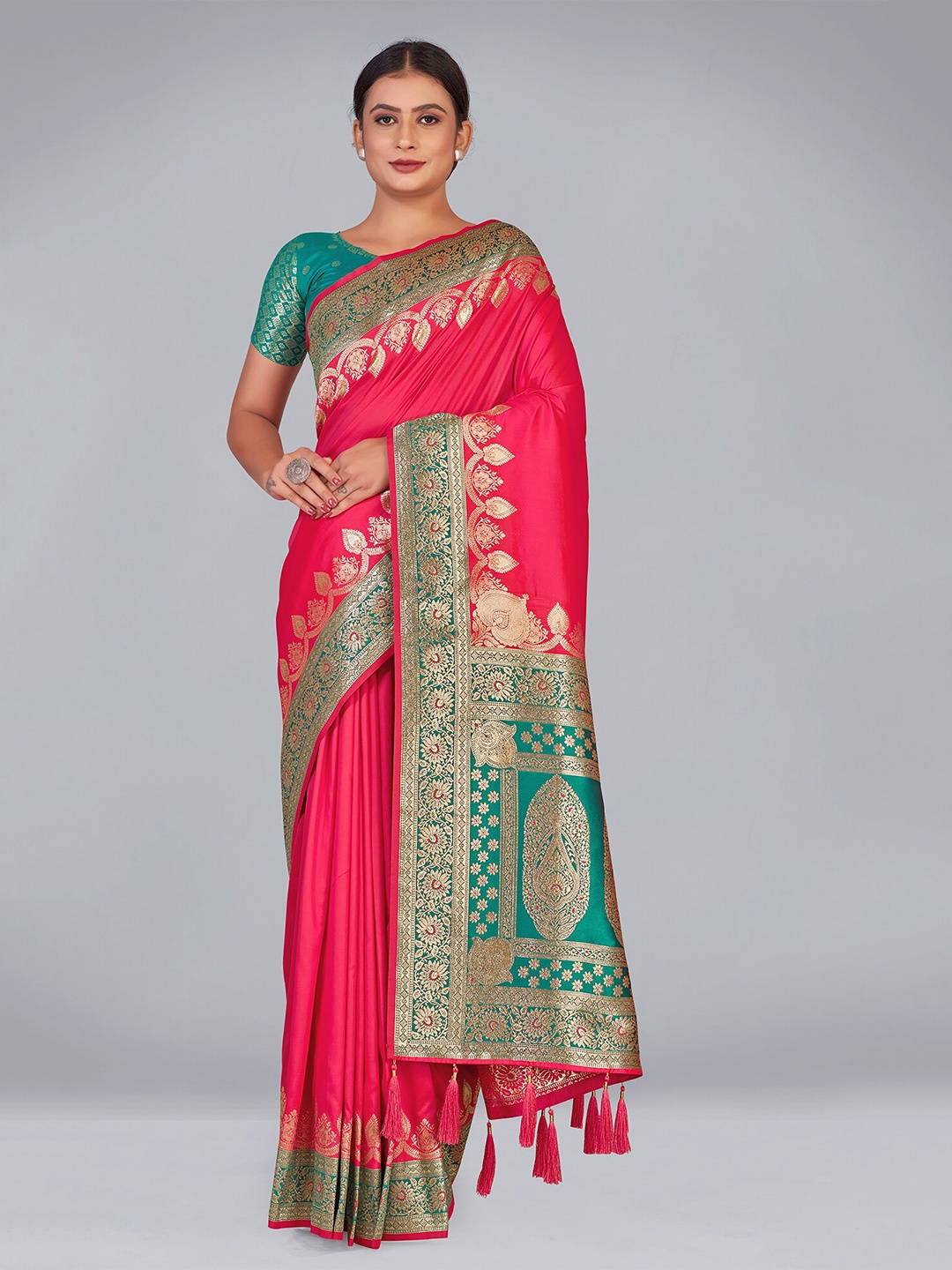 

MONJOLIKA FASHION Woven Design Zari Silk Blend Heavy Work Banarasi Saree, Pink