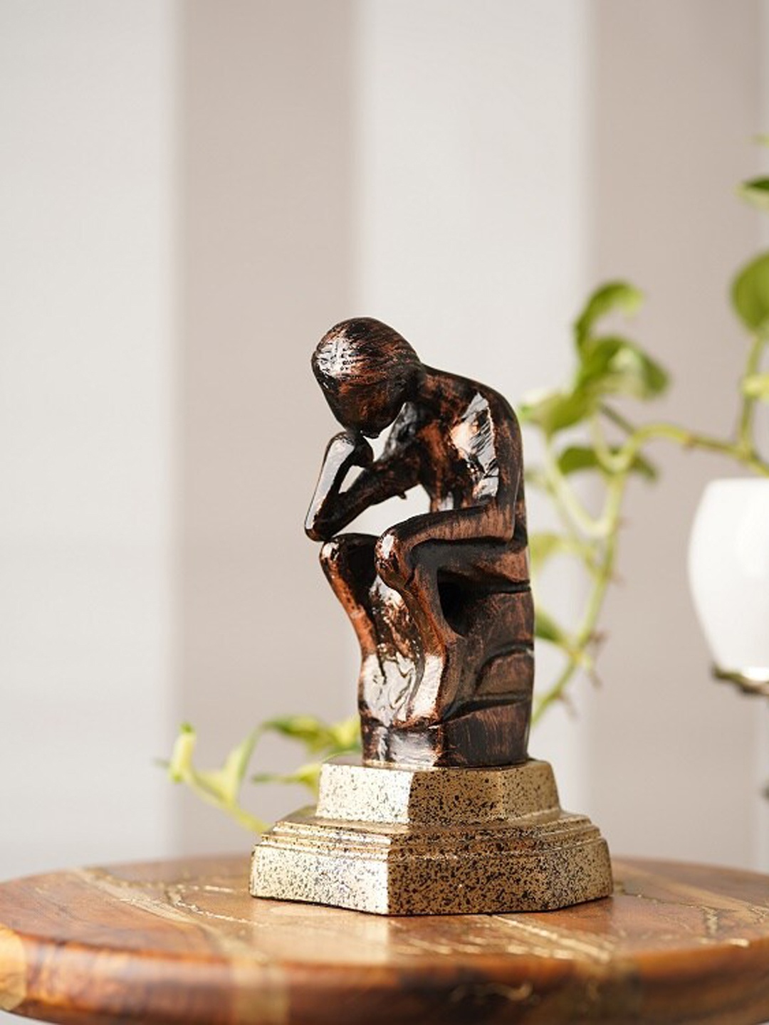 

Folkstorys Metal Golden Dream Figurine Showpiece, Black