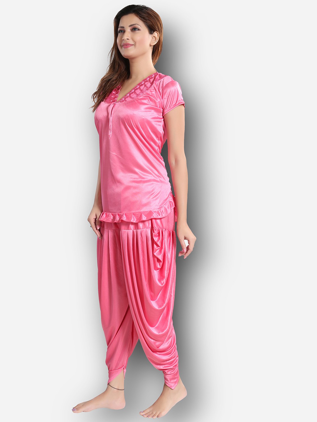 

Romaisa Women V-neck Night suit, Pink