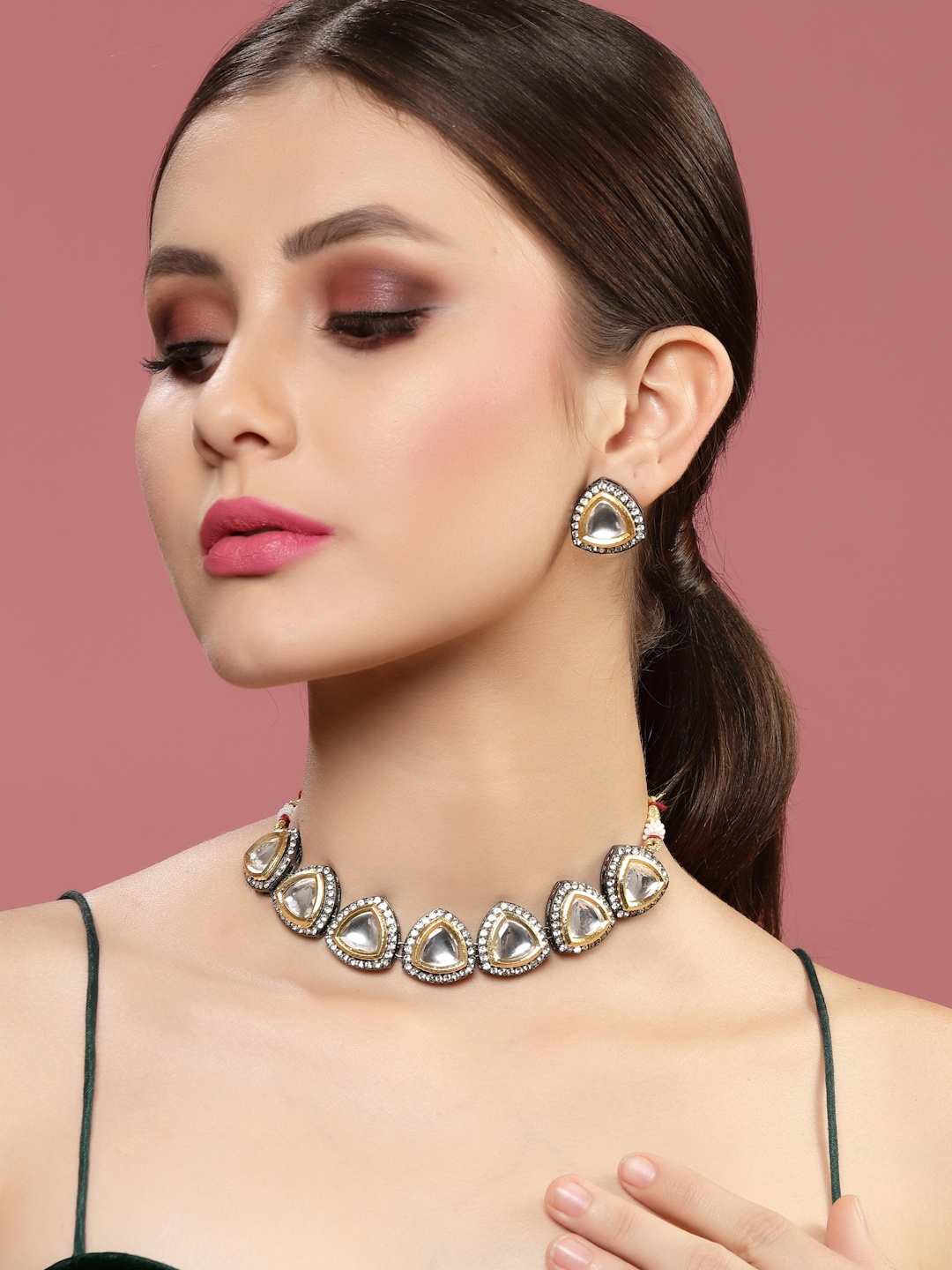 

PANASH Gold-Plated White Kundan Studded Jewellery Set