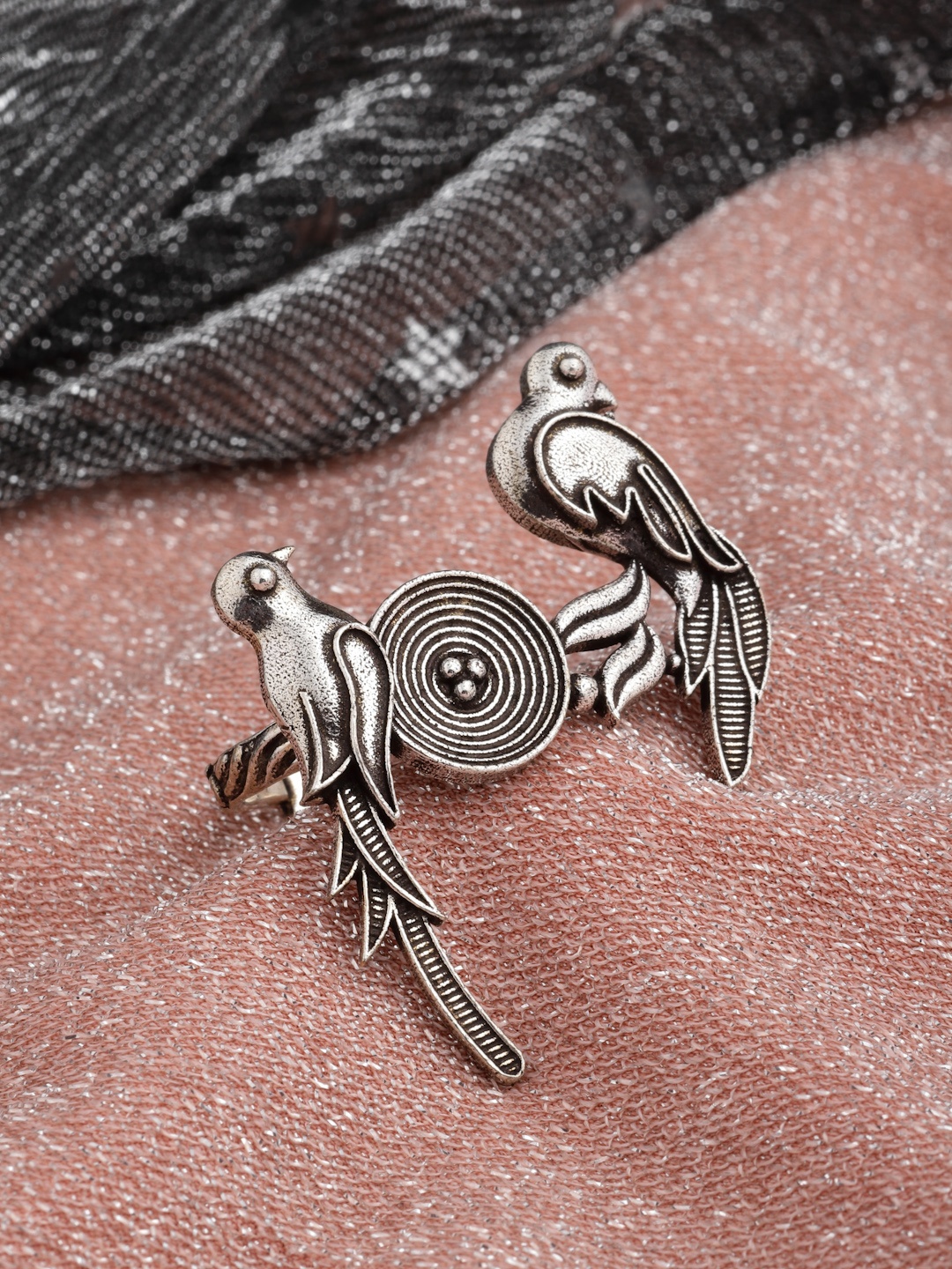 

PANASH Silver-Toned Oxidized Bird Shaped Adjustable Finger Ring