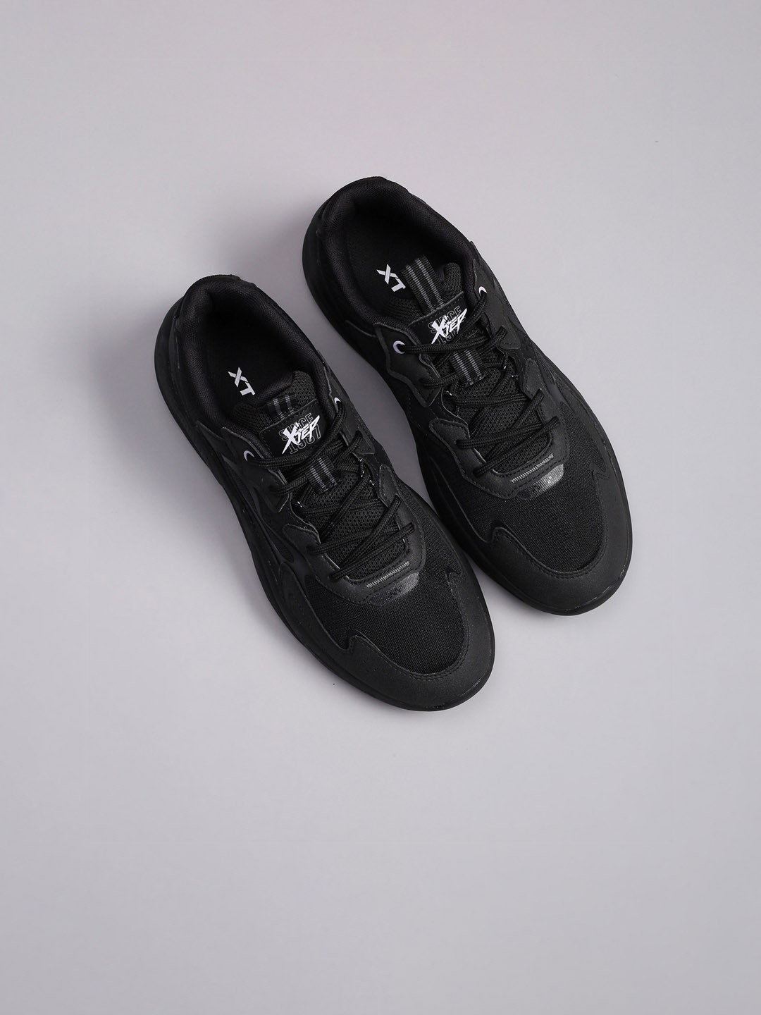 

Xtep Women Woven Design Sneakers, Black