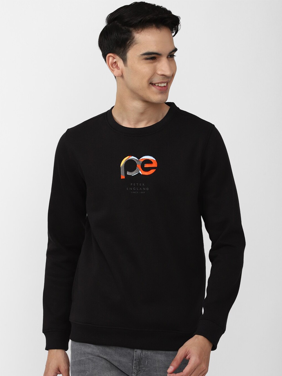 

Peter England Casuals Men Brand Logo Embroidered Sweatshirt, Black