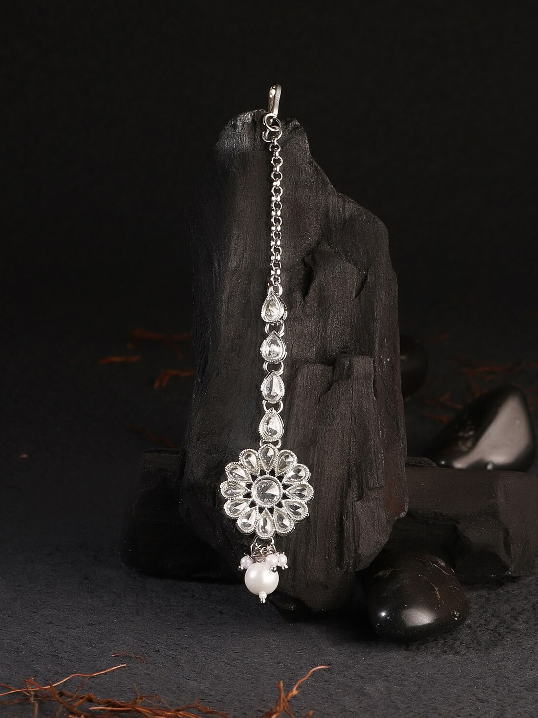 

Adwitiya Collection Women Silver-Plated Kundan Studded Maang Tikka Head Jewellery