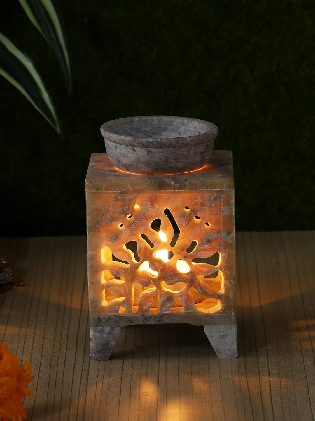 

Aapno Rajasthan Textured Soapstone Tealight Holder with Oil Diffuser, Beige