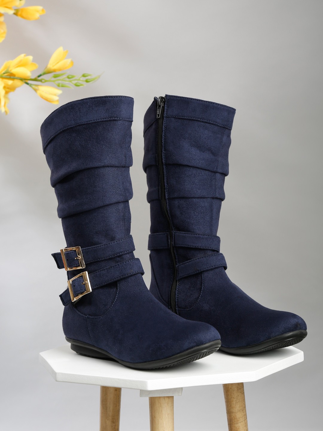 

Flat n Heels Women Solid Regular Boots, Blue