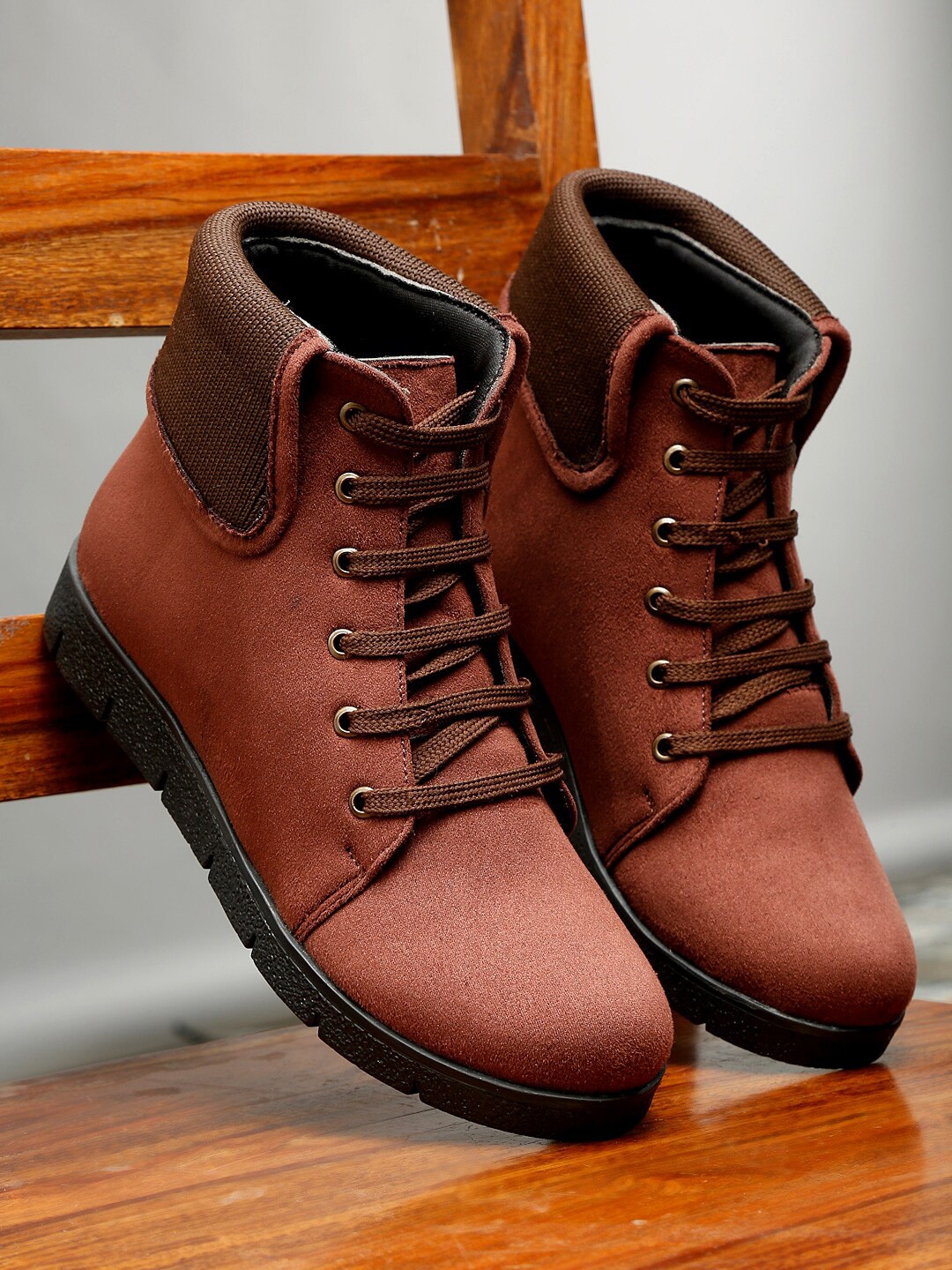 

Flat n Heels Women Solid Suede Regular Boots, Brown