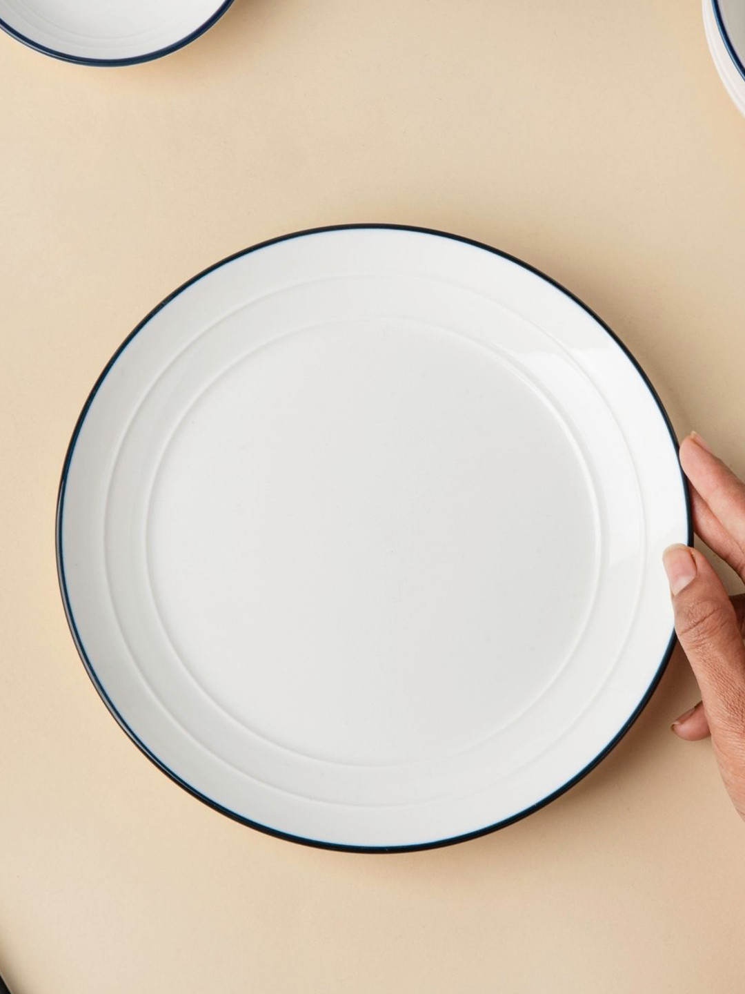 

Nestasia White & Blue Microwave Safe Ceramic Glossy Plate For Snacks