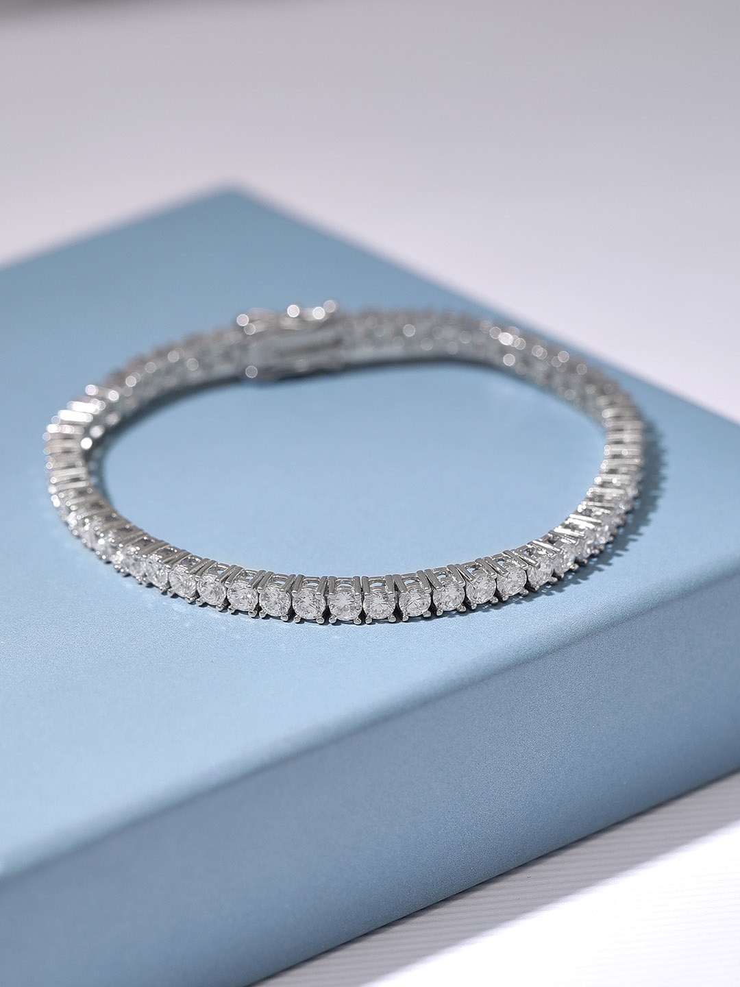 

Rubans 925 Sterling Silver The Shimmers On The Wrist Bracelet