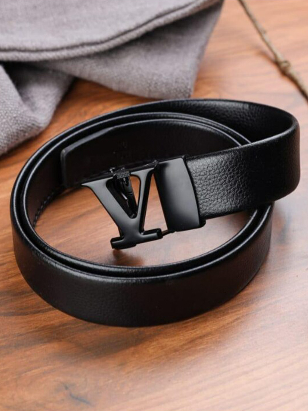 

Elite Crafts Men Leather Belt, Black