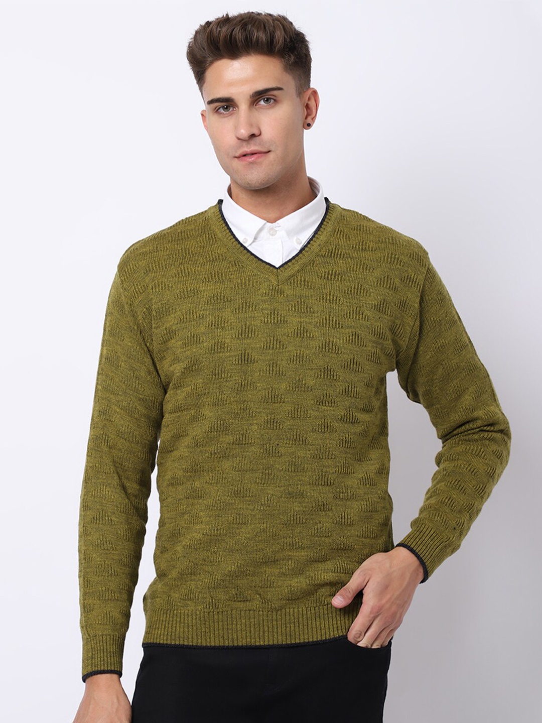 

VENITIAN Men Cable Knit Pullover, Mustard