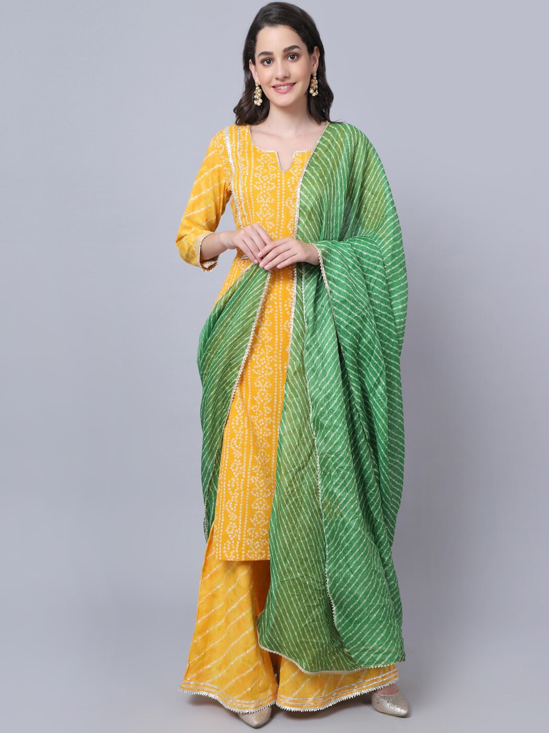 

anokherang Women Yellow Bandhani Printed Gotta Patti Pure Cotton Kurta with Palazzos & With Dupatta