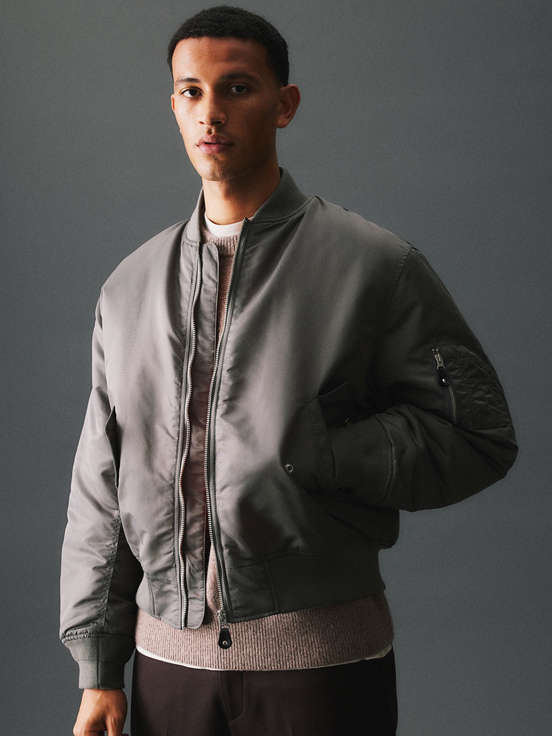 

H&M Men Relaxed Fit Bomber Jacket, Olive