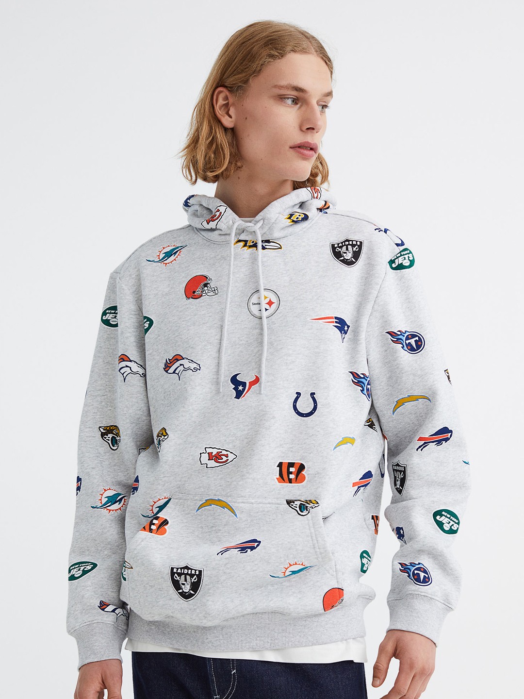 

H&M Men Regular Fit Hoodie, Grey