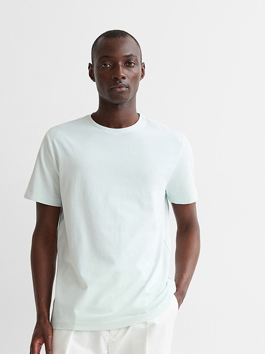 

H&M Men Slim Fit Round-necked T-shirt, Turquoise blue