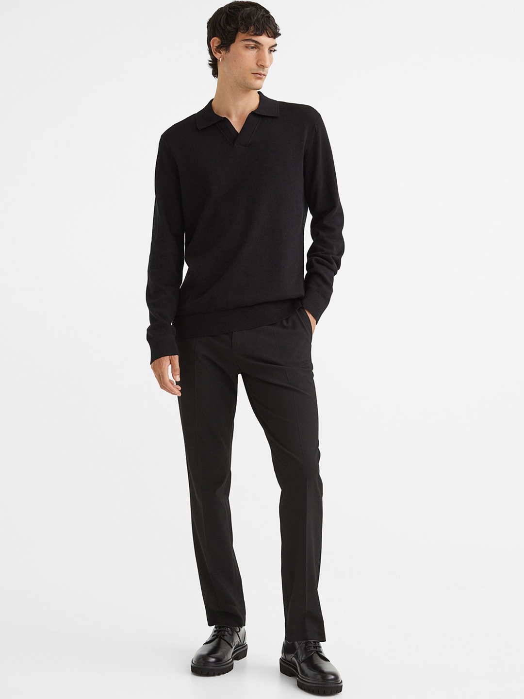 

H&M Men Slim Fit Trousers, Black
