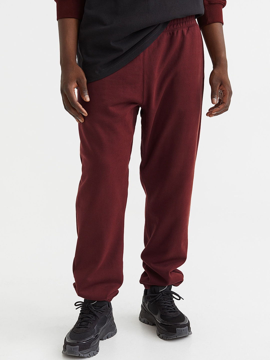 

H&M Men Relaxed Fit Cotton Joggers, Red