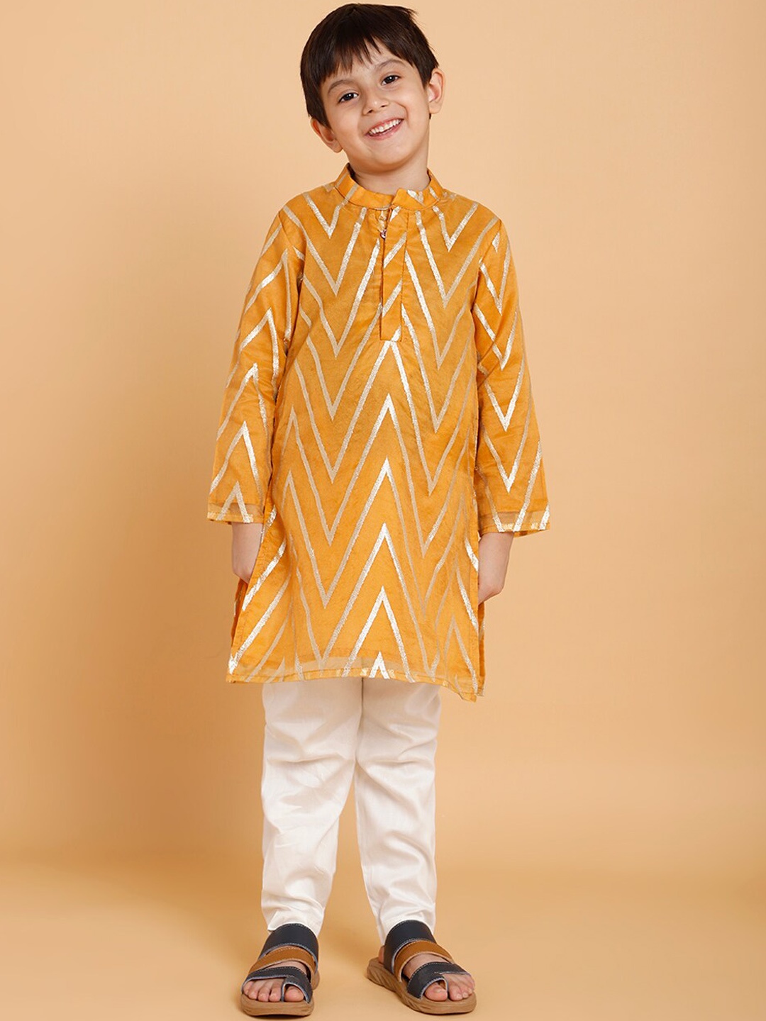 

PICCOLO Boys Golden Printed Kurta with Pyjamas, Gold