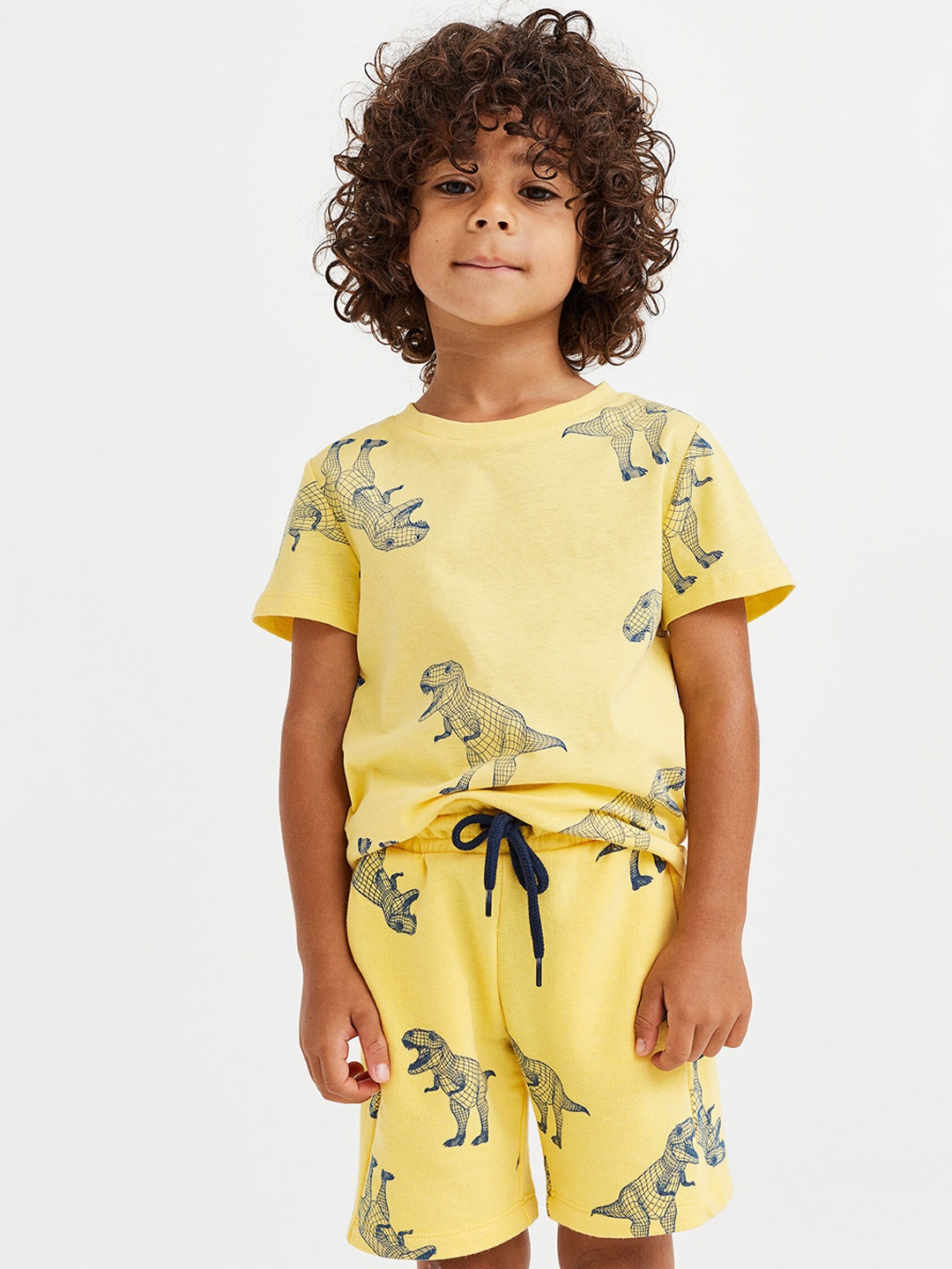 

H&M Boys Patterned Sweatshorts, Yellow