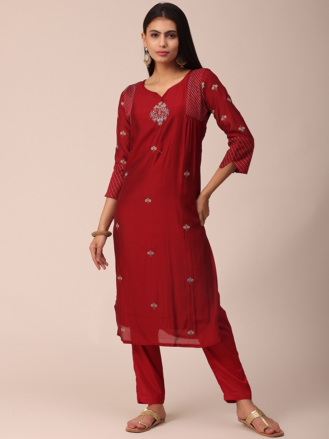 

NAYRA Women Maroon Floral Embroidered Thread Work Pure Silk Kurta with Trousers