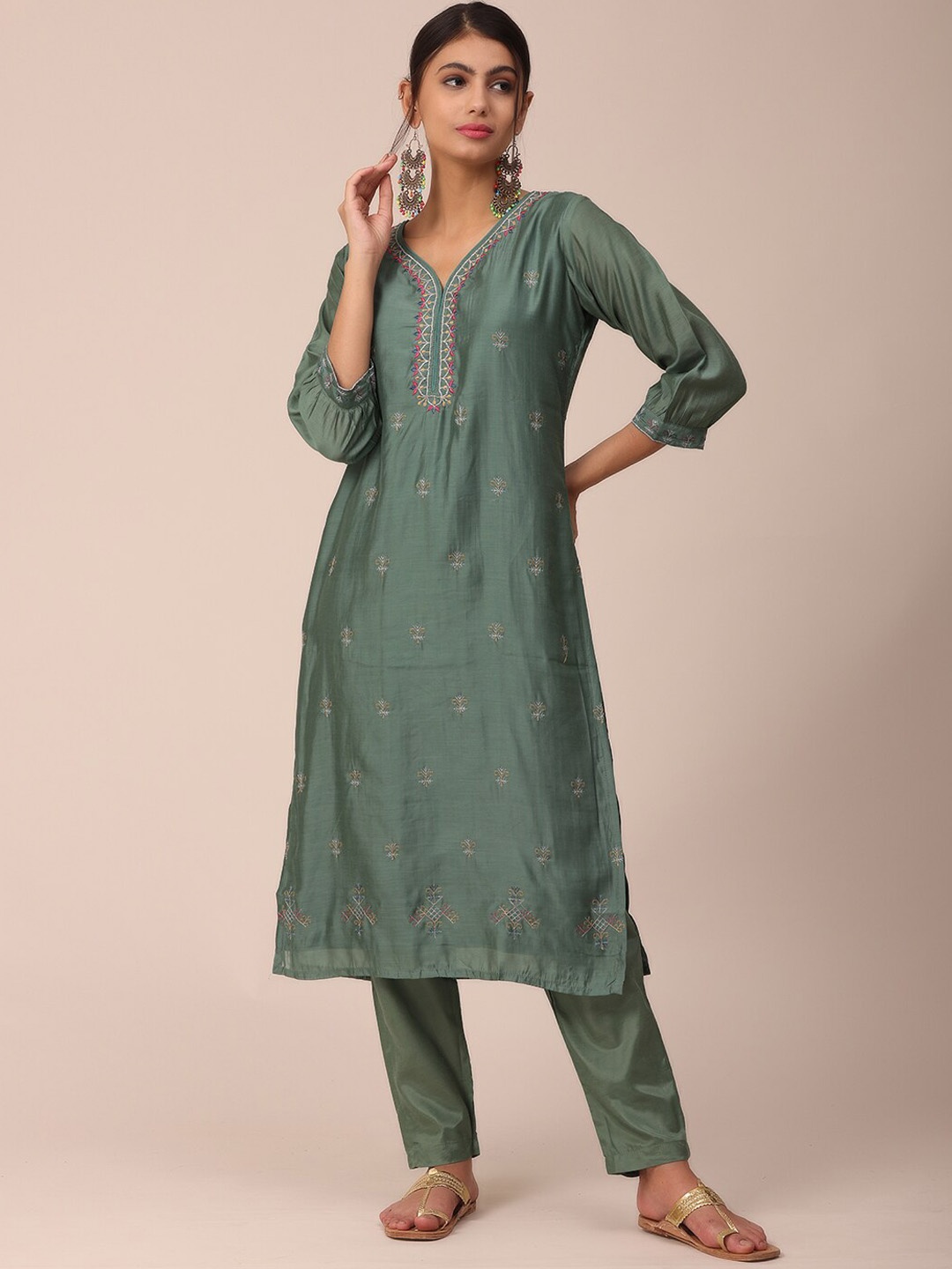 

NAYRA Women Green Ethnic Motifs Thread Work Pure Cotton Kurta with Trousers