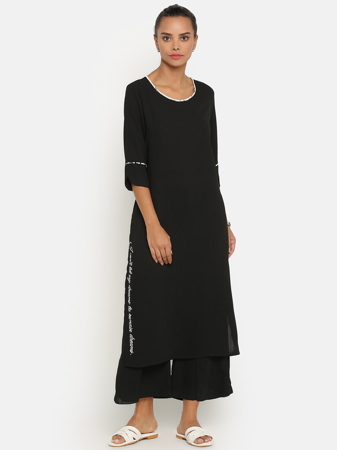 

OFFICE & YOU Women Black & White Embroidered Thread Work Kurta
