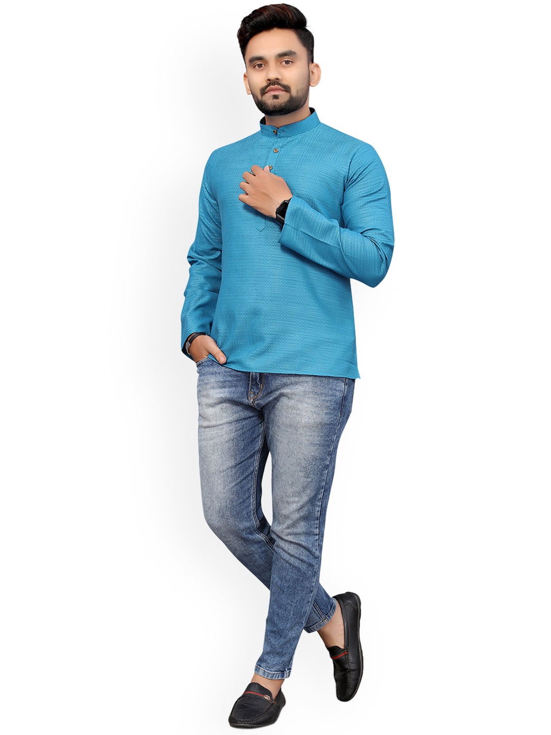 

Nimayaa Men Blue Kurta