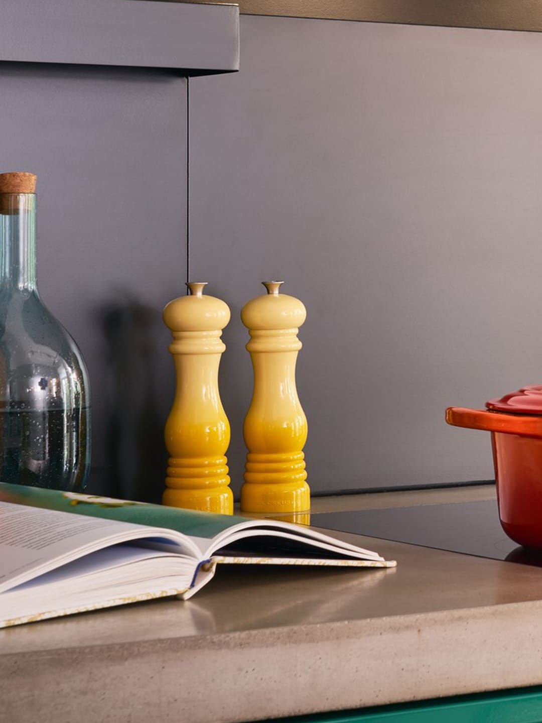 

LE CREUSET Set Of 2 Solid Bamboo Dining Containers, Yellow
