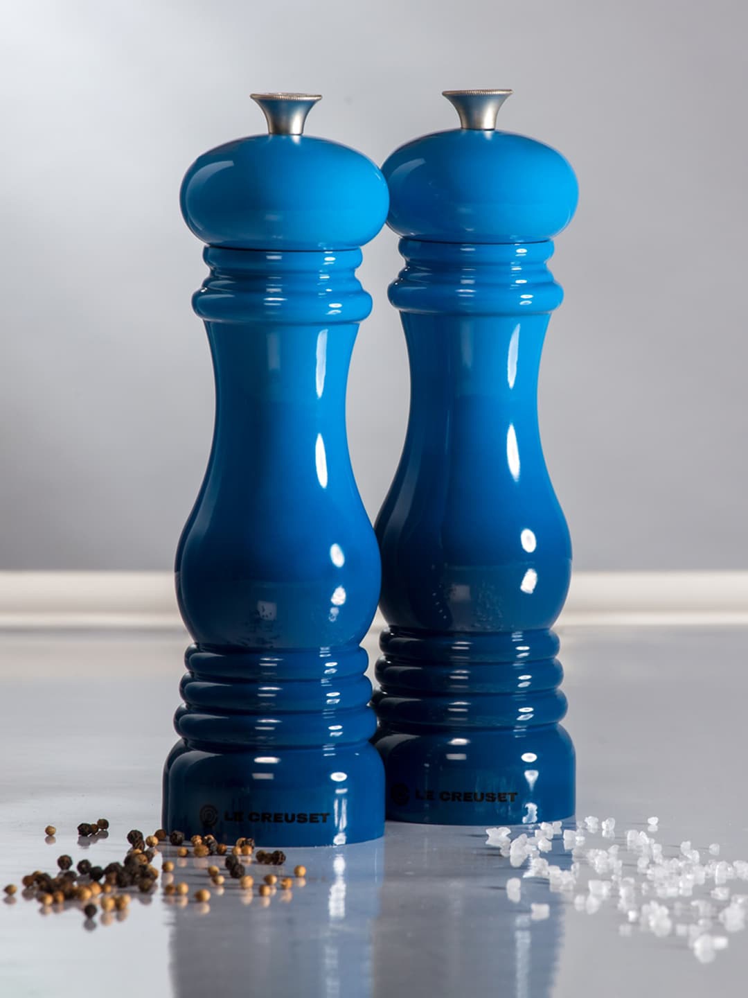 

LE CREUSET Set Of 2 Solid Ceramic Salt & Pepper Mills, Blue