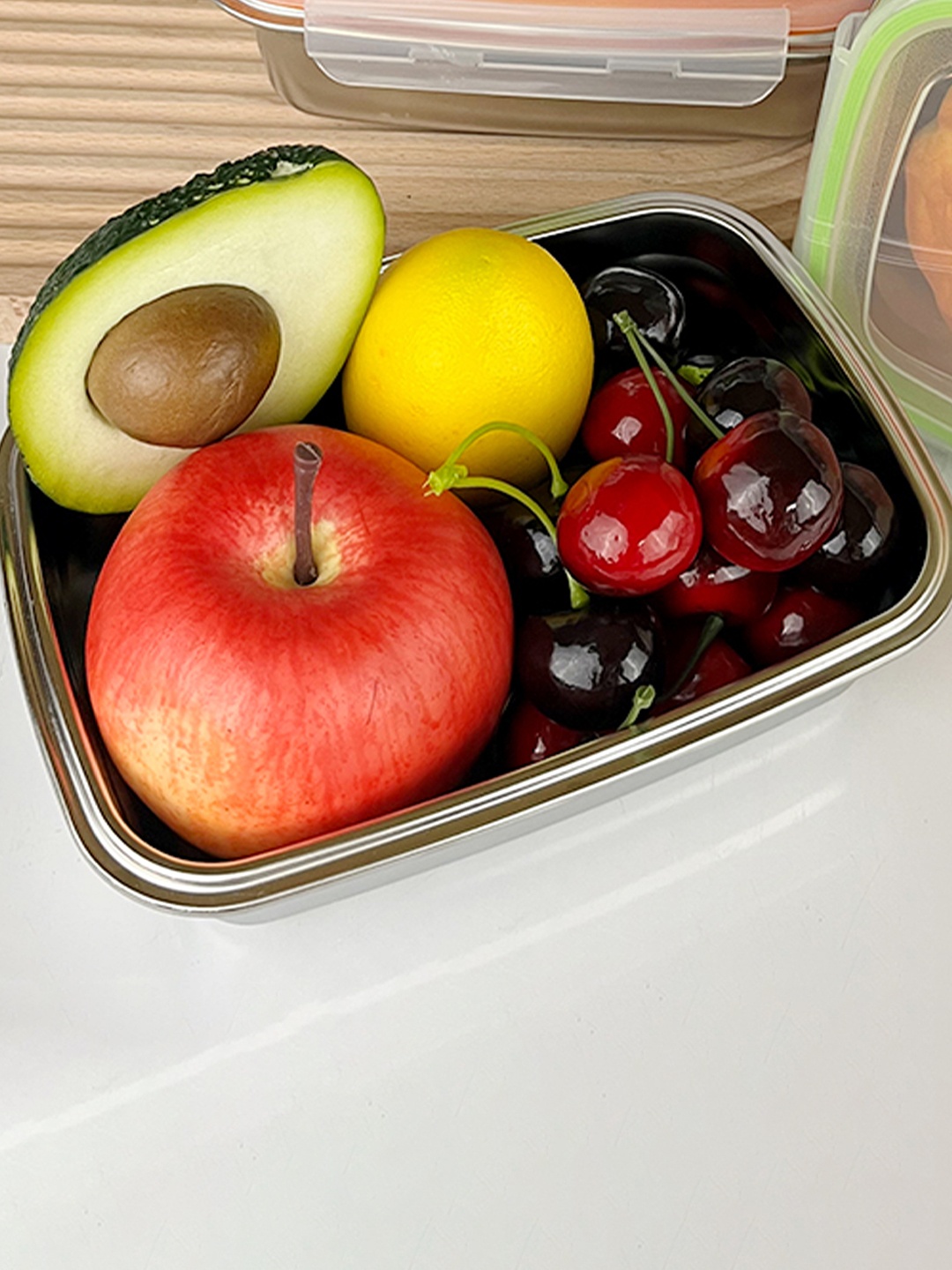 

HAZEL Solid Dishwasher Safe Stainless Steel Lunch Box 550 ML, Silver