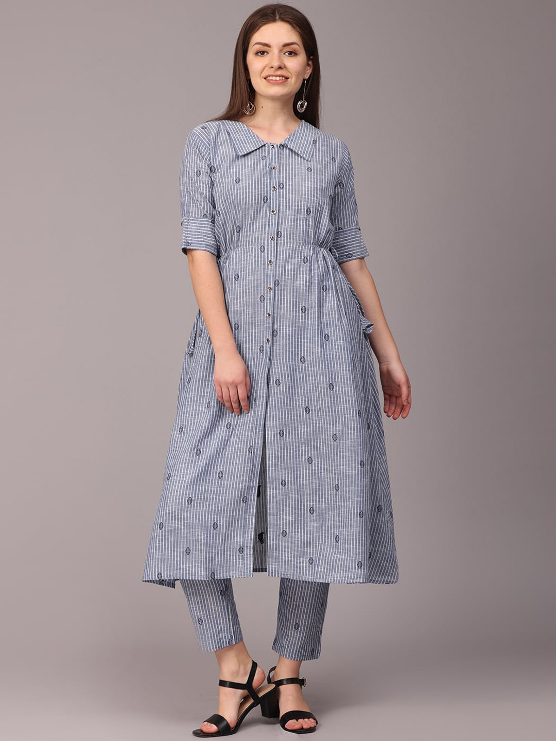 

NAYRA Women Grey Floral Striped Pure Cotton Kurta with Trousers