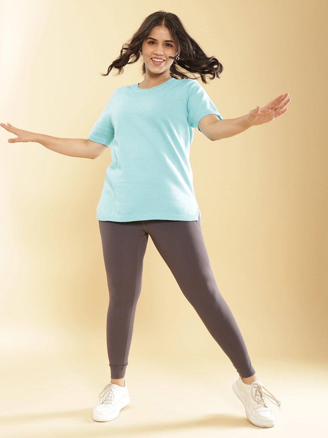 

Blissclub Round Neck Short Sleeves Cotton Regular Top, Turquoise blue