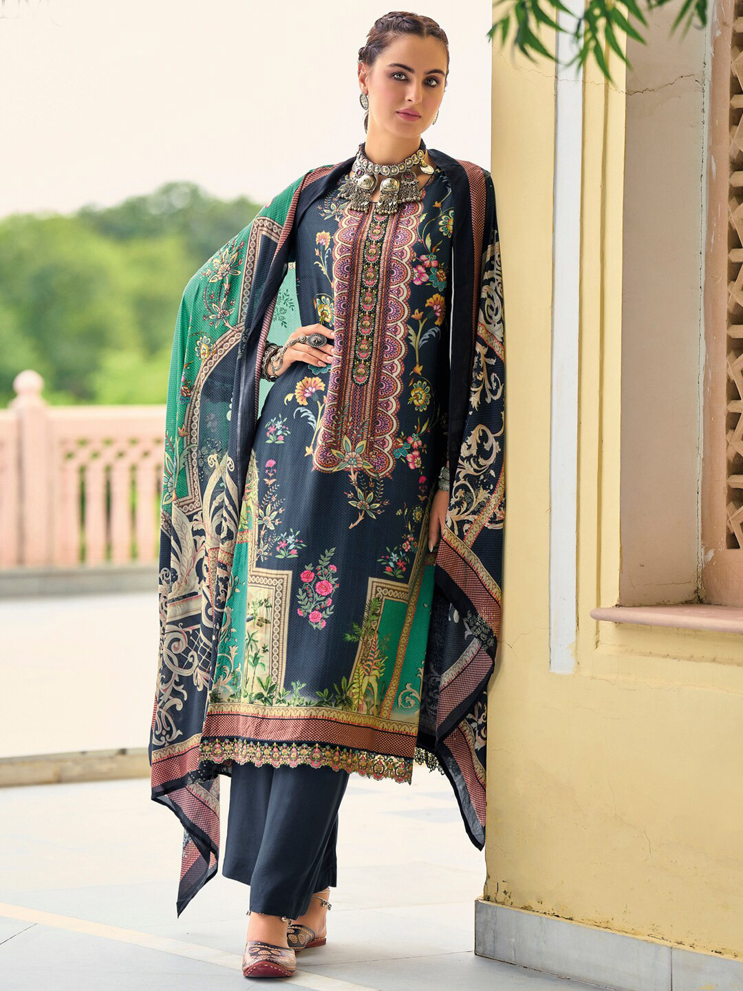 

Stylee LIFESTYLE Women Navy Blue & Turquoise Blue Pure Silk Unstitched Dress Material