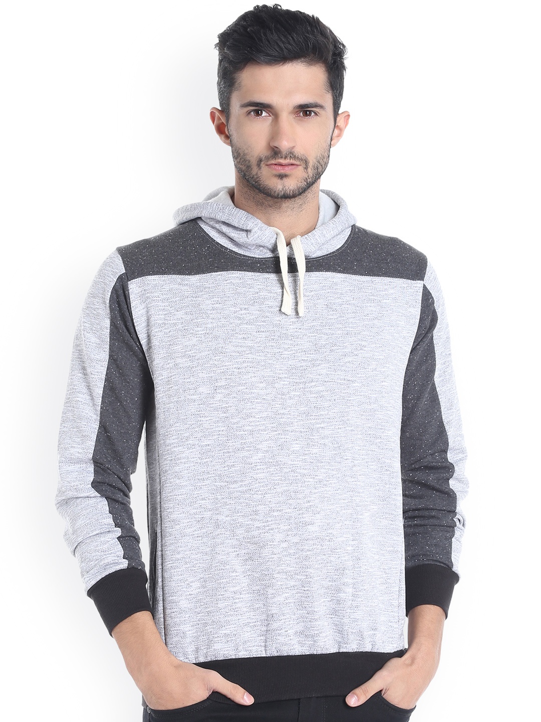 

Campus Sutra Men Grey Solid Hooded Sweatshirt