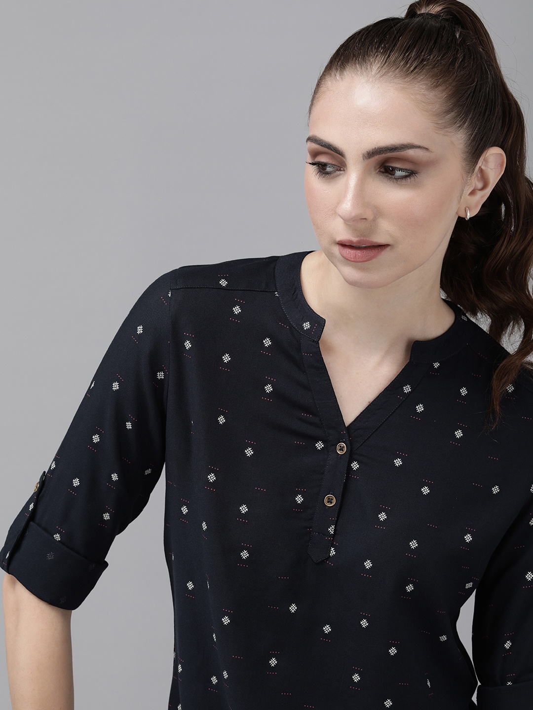 

The Roadster Life Co. Geometric Printed Roll-Up Sleeves Top, Navy blue