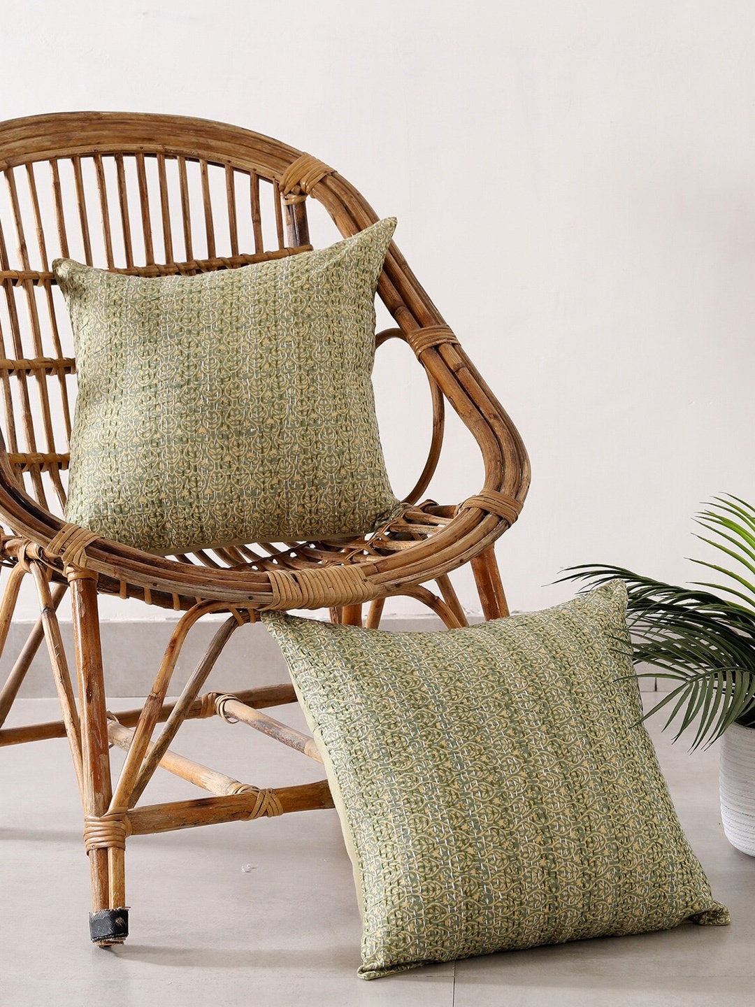 

HANDICRAFT PALACE Set of 2 Cotton Printed Square Cushion Covers, Green