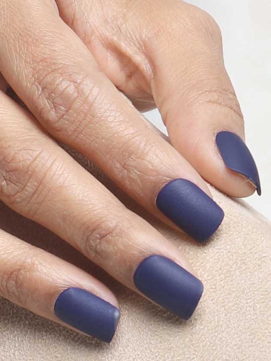 

LICK Set Of 12 Matte Blue Reusable Stick On Artificial Nails With Application Kit