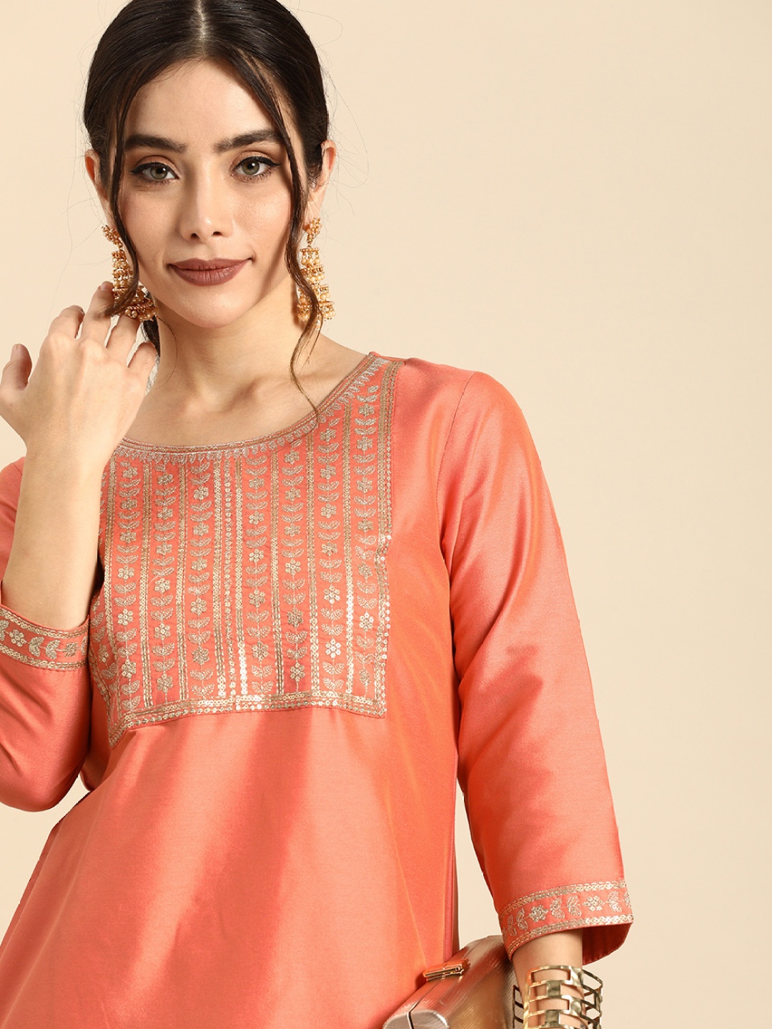 

Sangria Women Coral Ethnic Motifs Embroidered Kurta