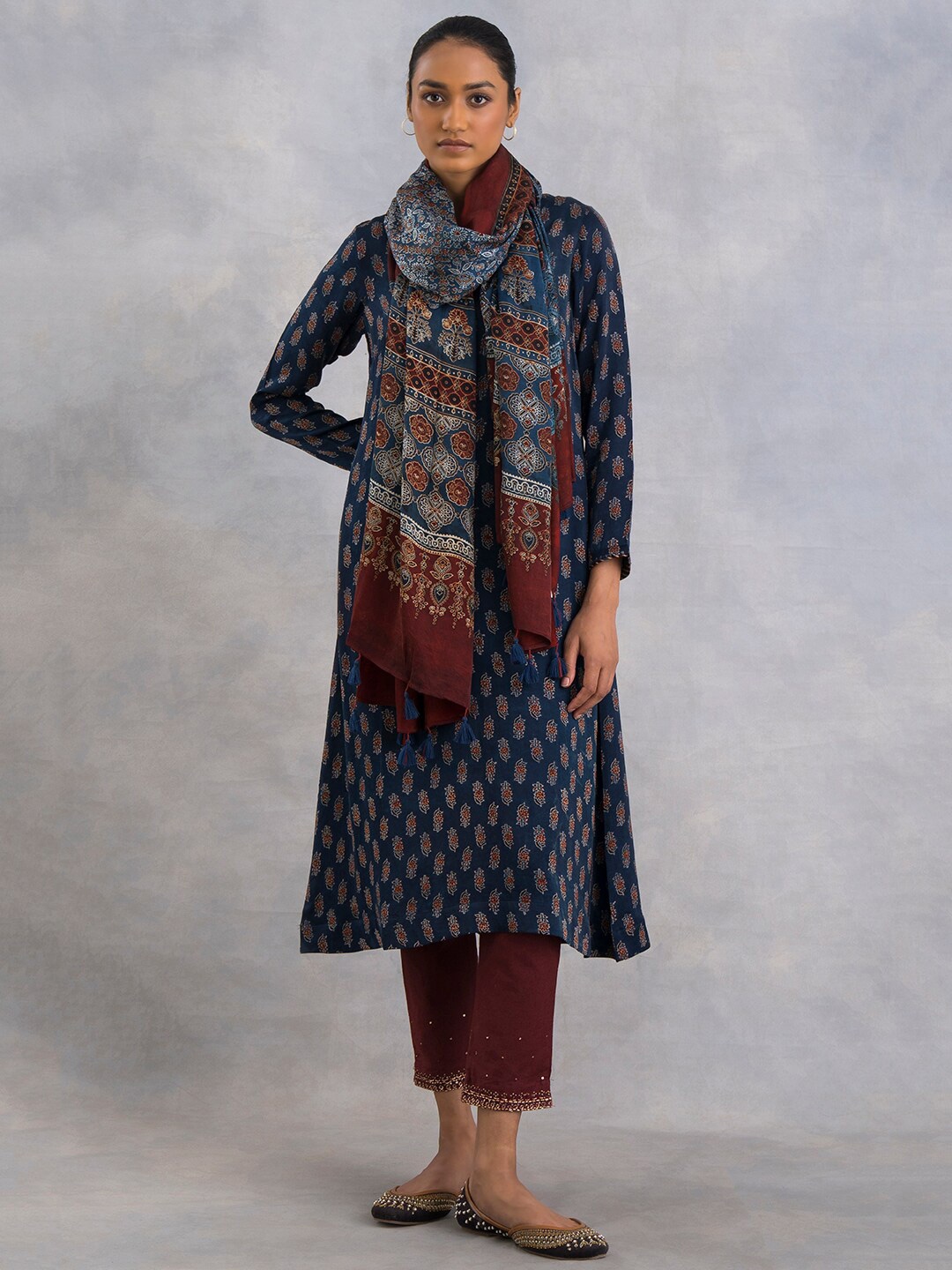 

W The Folksong Collection Women Red & Blue Ajrakh Printed Drape Dupatta