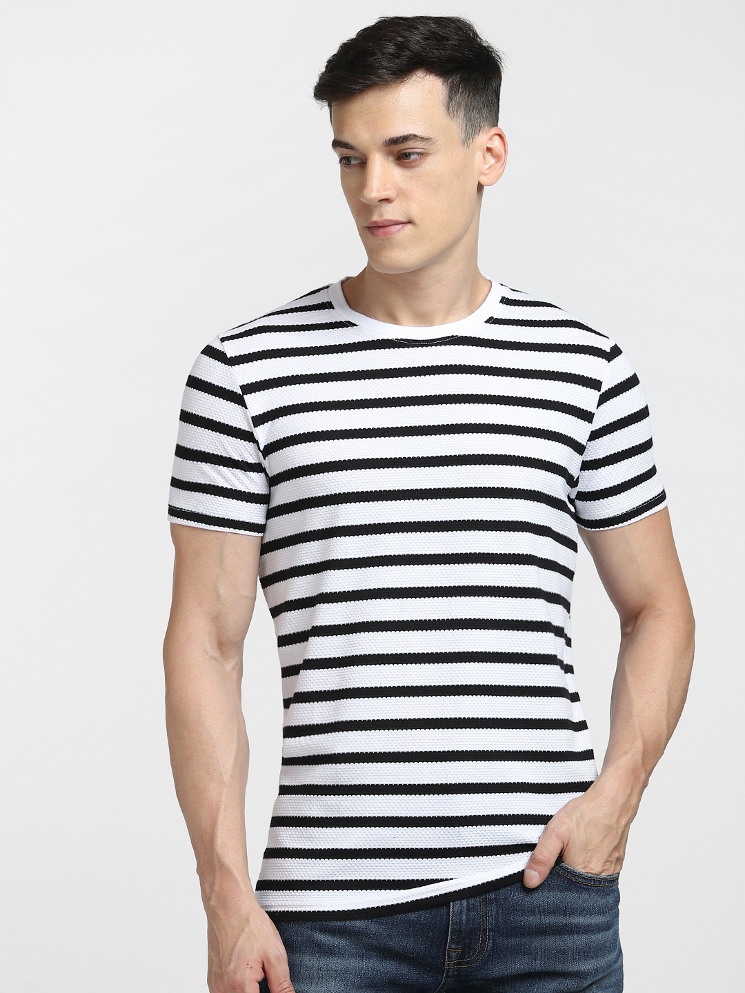

Jack & Jones Men Striped Slim Fit T-shirt, White