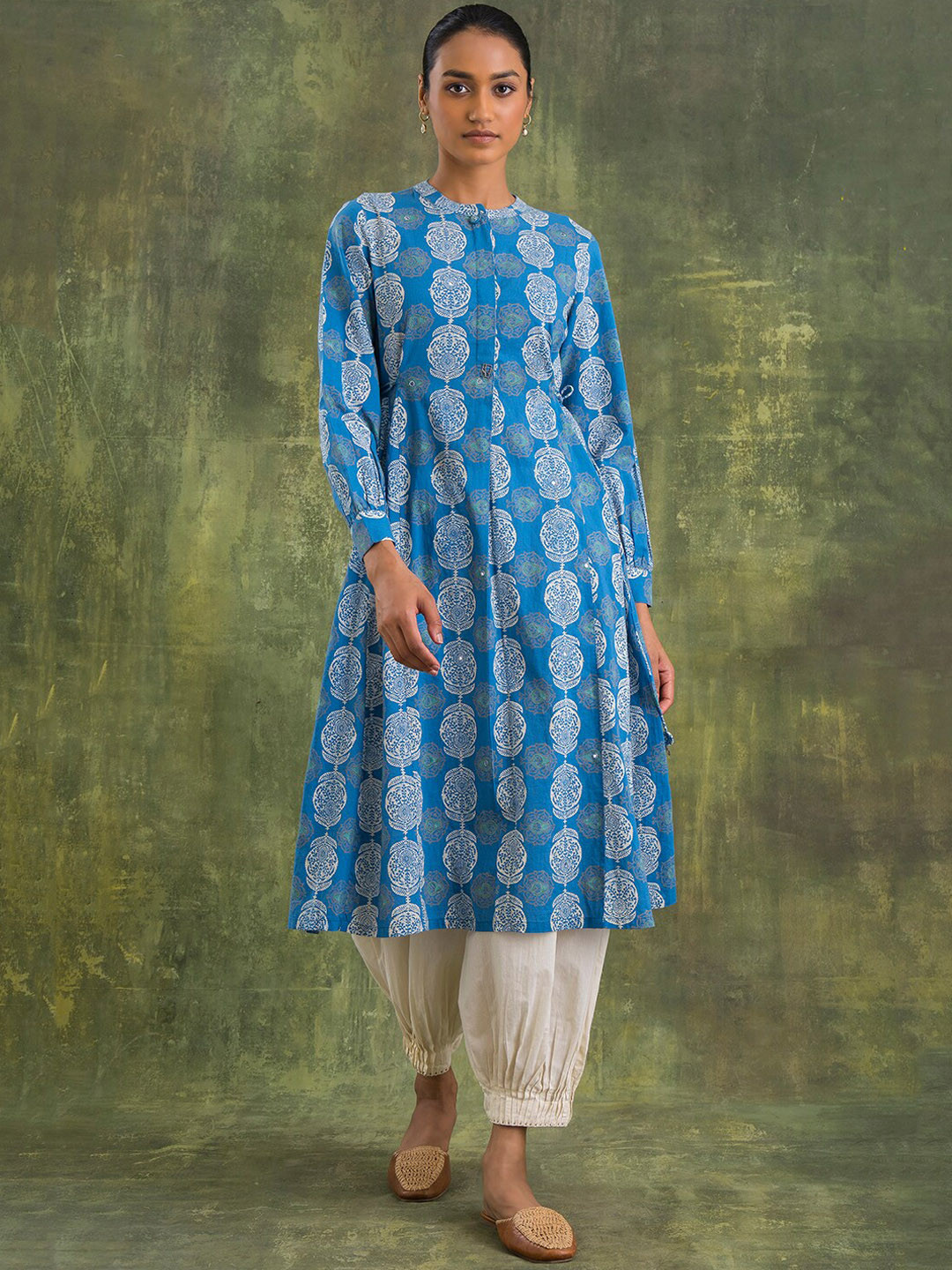 

W The Folksong Collection Women Blue Ethnic Motifs Printed Anarkali Kurta